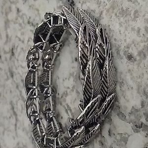 Silver-tone leaf bracelet